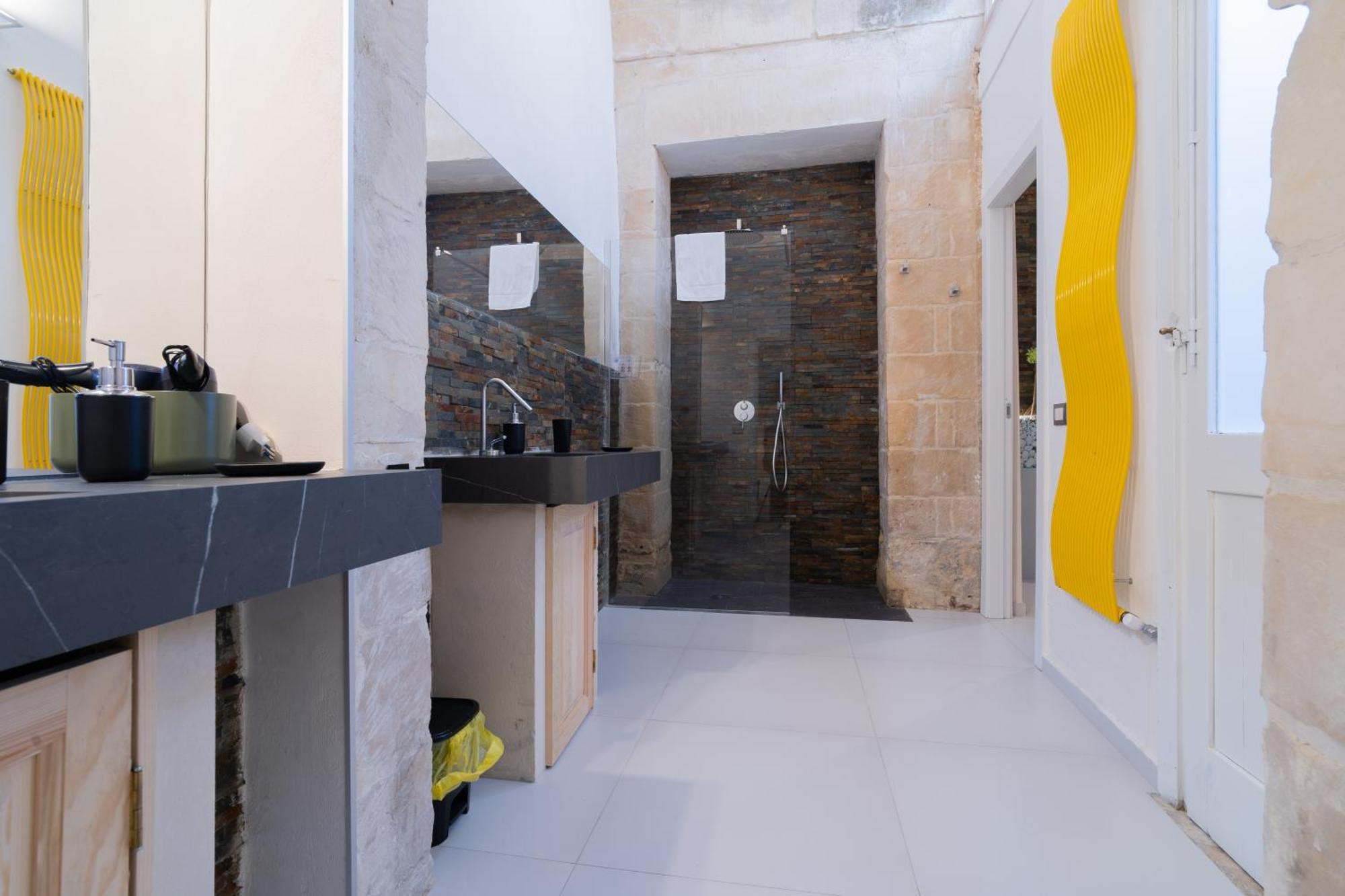 Dimora Barocca Luxury Suites Lecce Exterior photo